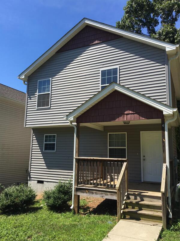Asheville House: 444 Beaucatcher Rd #1