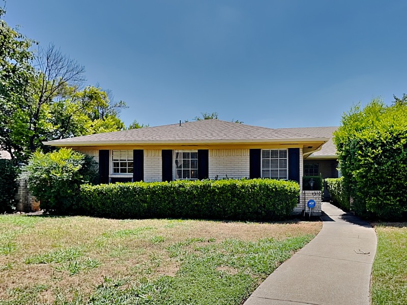 Dallas House: 4310 Harvest Hill Rd