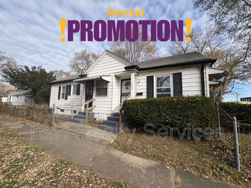 Indianapolis Condo: 2102 East 46th Street