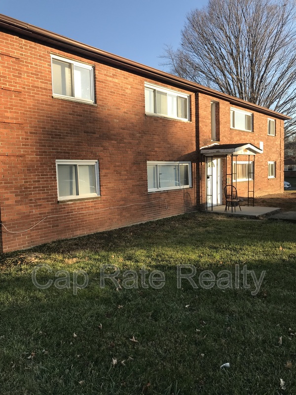 Columbus House: 3632 Cushing Dr