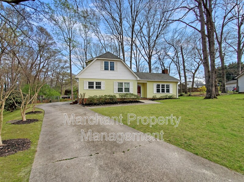 Simpsonville House: 121 Coalmont Court