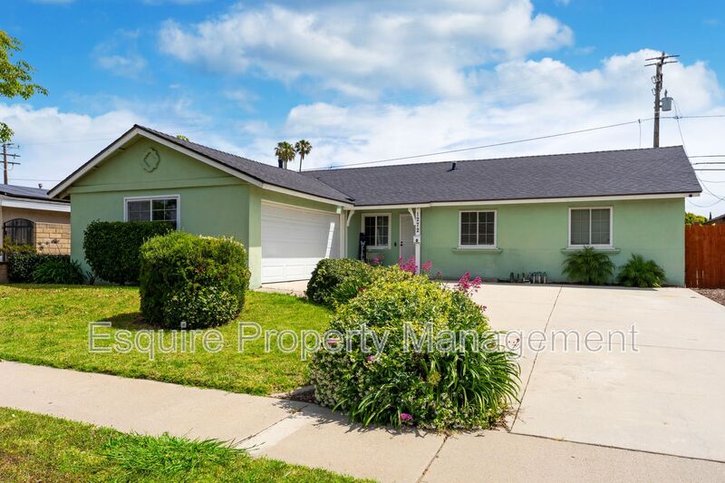 CAMARILLO House: 1272 MILLIGAN DR
