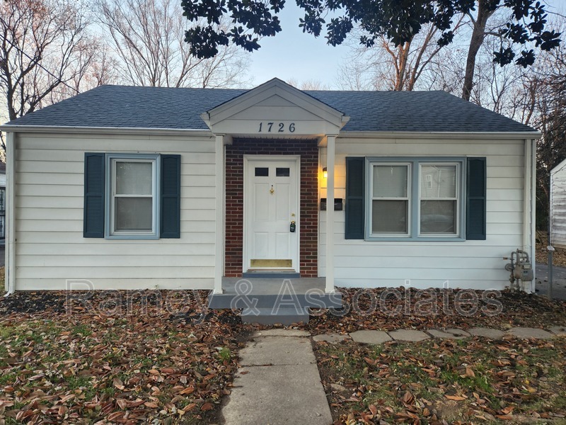 Louisville House: 1726 Sonne Ave