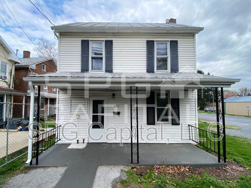 Shippensburg House: 401 East Neff Street