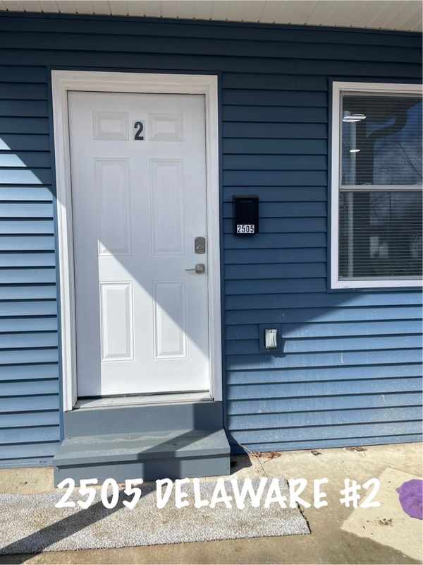 Anderson Condo: 2505 Delaware Street - 2