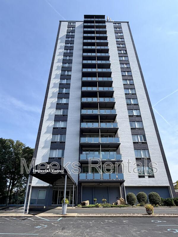 Charleston Condo: 1800 Round Hill Rd