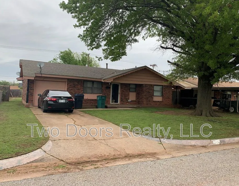 Oklahoma City House: 729 Northeast 37th Street
