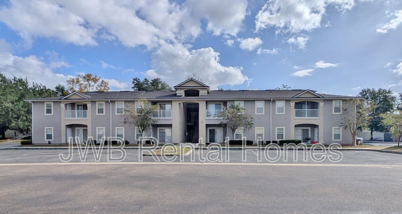 Jacksonville Condo: 5050 Playpen Dr #8
