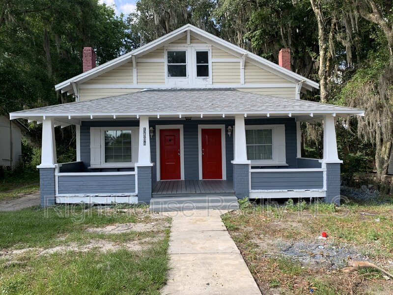 Leesburg Condo: 1408 High St