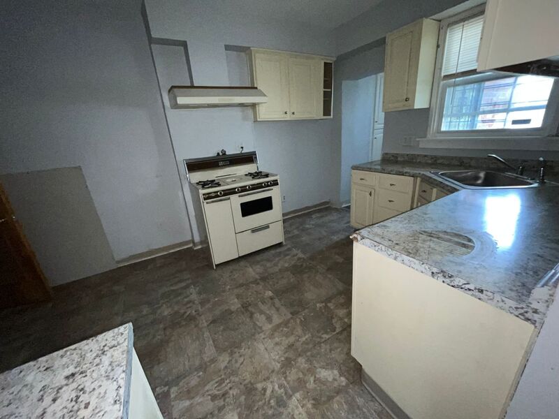 Baltimore House: 264X Polk St