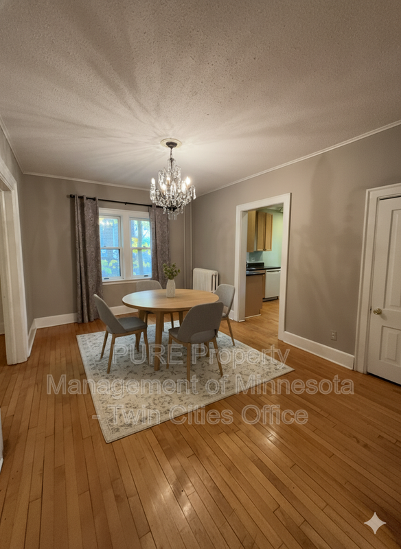 Minneapolis House: 511 W 22nd St