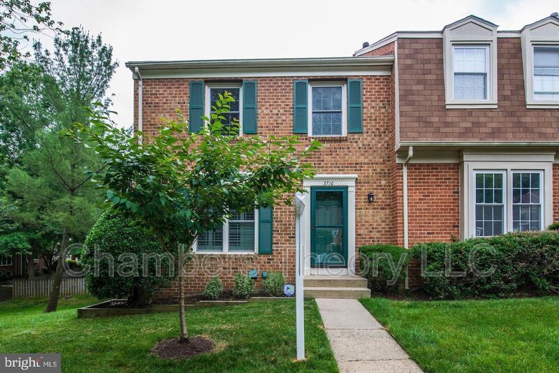Annandale House: 3716 Mount Airey Ln