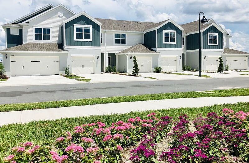Orlando Townhome: 3890 Grassland Dr