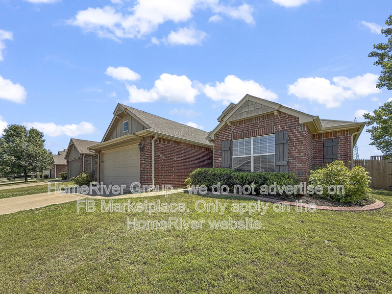 Jenks House: 10416 S Nathan St