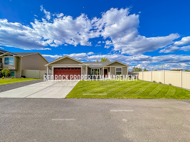 Spokane Valley House: 18431 Selkirk Estates Road