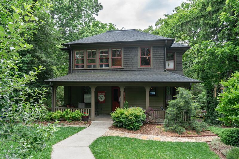 Asheville House: 23-B Courtland Avenue