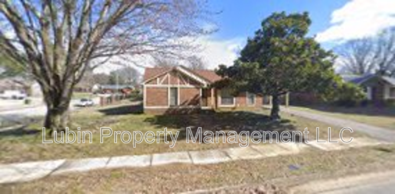 Memphis House: 3830 Dagmar St