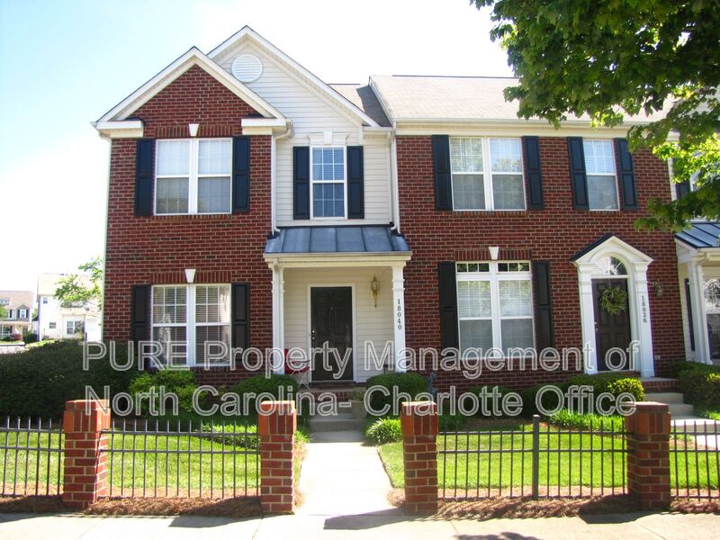 Cornelius Townhome: 18040 Delmas Drive