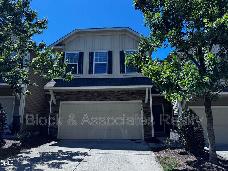 MORRISVILLE House: 210 HAMLET PL