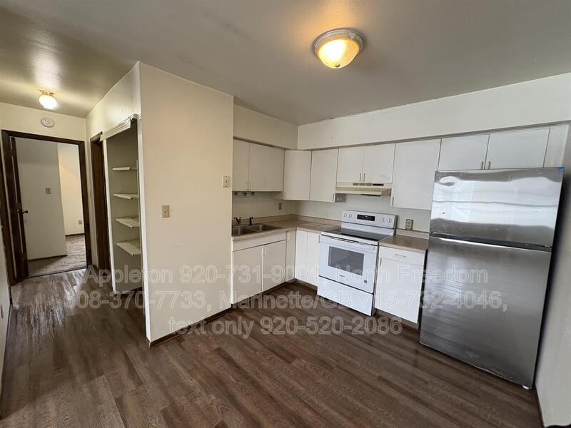 Marinette Condo: 12 Cottage Row 15