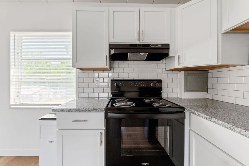 Reynoldsburg House: 7382 East Main Street