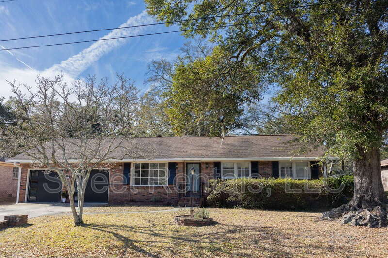 North Charleston House: 4627 Darlene Street