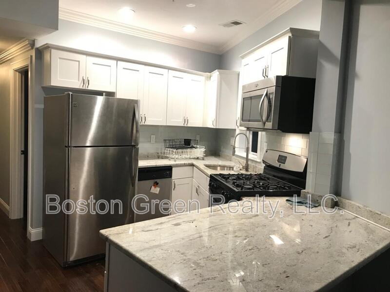 Roxbury House: 140 Marcella Street