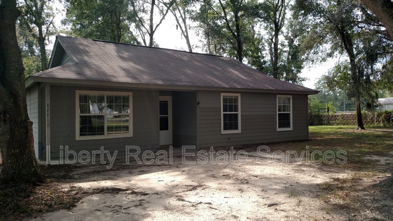 Hinesville House: 874 Old Sunbury Rd