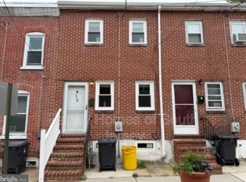 Wilmington House: 810 N Church St