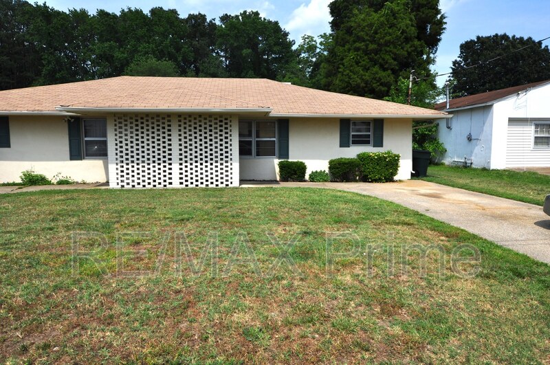 HAMPTON Condo: 2 MCDONALD ROAD