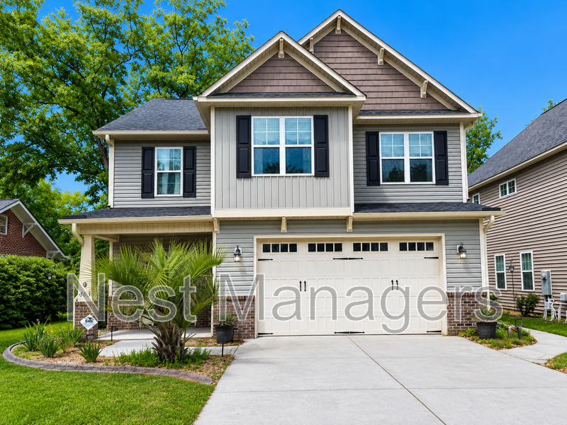 Fayetteville House: 403 Cape Fear Avenue