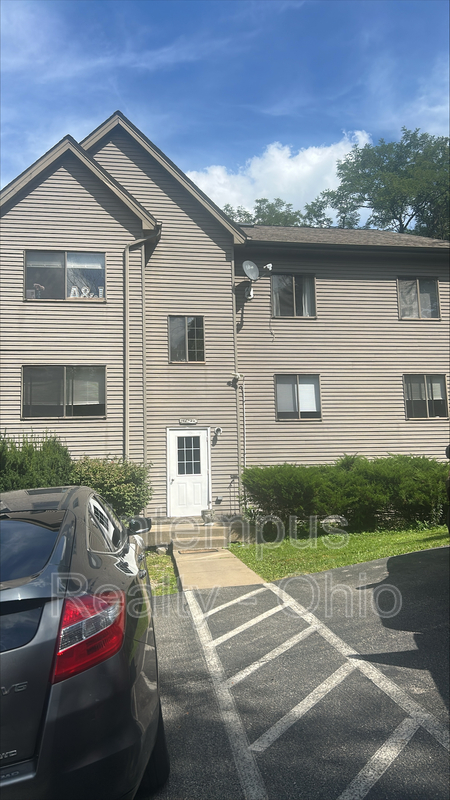 Canfield Apartment: 6321 Saint Andrews