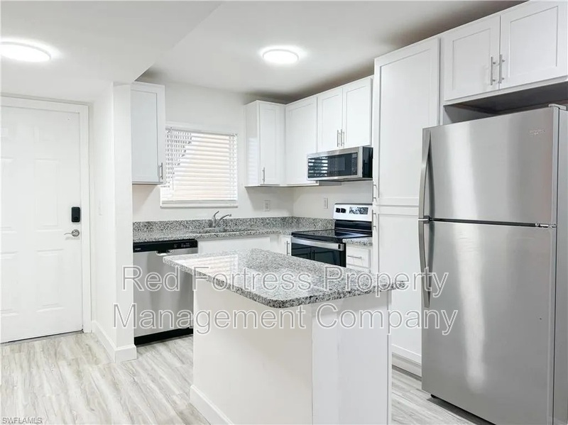 Bonita Springs Condo: 11961 Palm Bay Ct 201