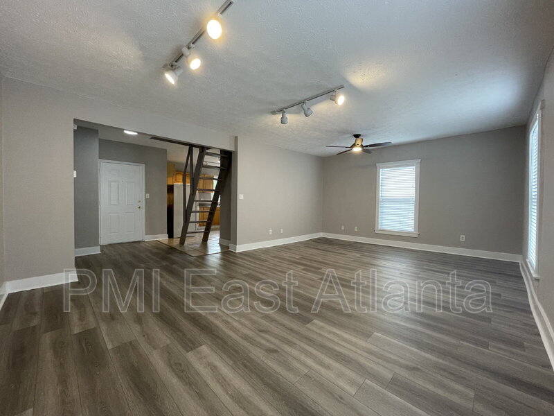 Atlanta Condo: 486 Old Wheat St NE