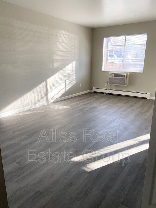 Request a Viewing for 2924 N Arcadia Street, Unit 4 Tenant Turner