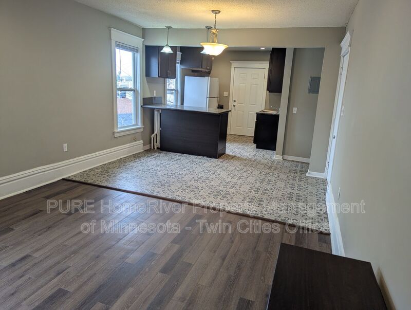 Saint Paul Condo: 605 Van Buren Ave