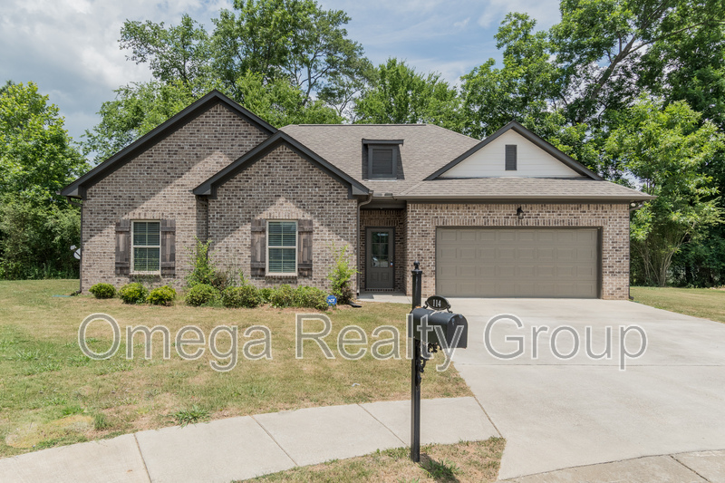 Maylene House: 114 Falling Waters Ln