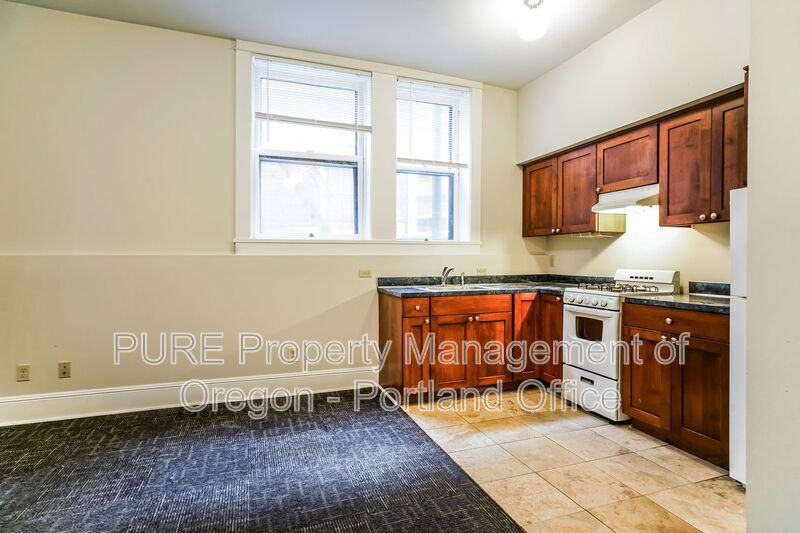 Portland House: 2167 SW Yamhill St.