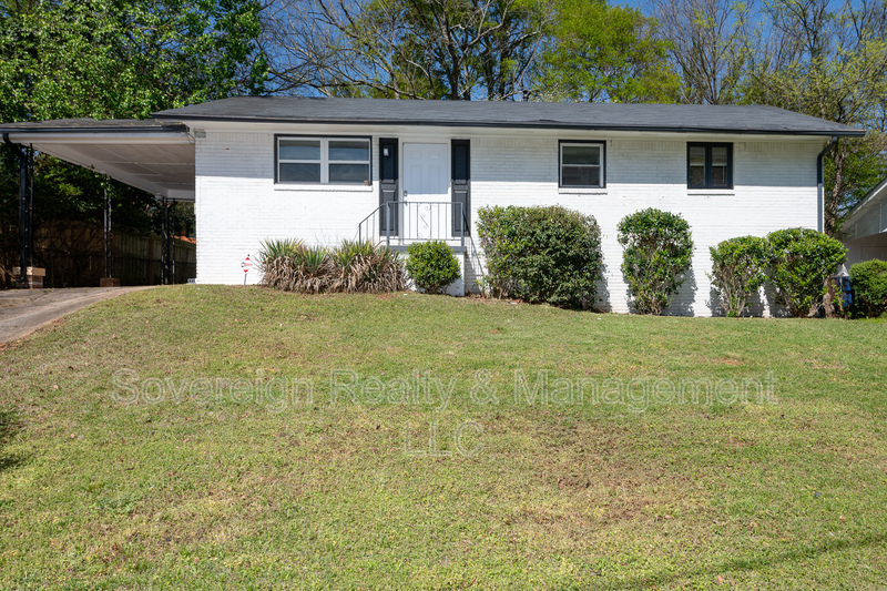 Atlanta House: 1891 Goddard St SE