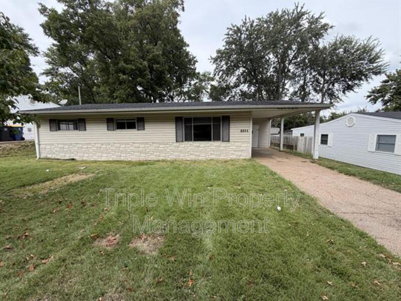Woodson Terrace House: 9521 Margo Ann Ln.