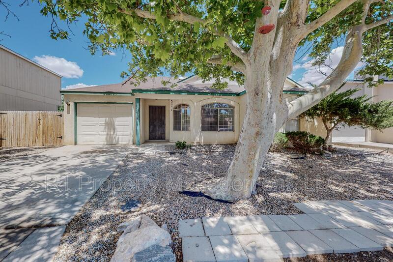 Rio Rancho House: 1729 Chamisa Road Northeast