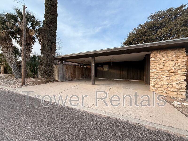 Odessa Condo: 36-2727 Fair Palms