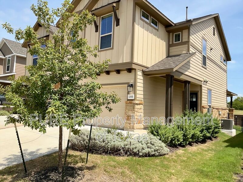 Pflugerville House: 2208 Cornfield Dr
