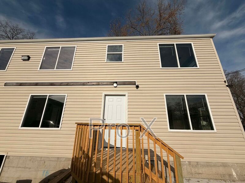 Joplin Condo: 117-121 S Byers Apartments