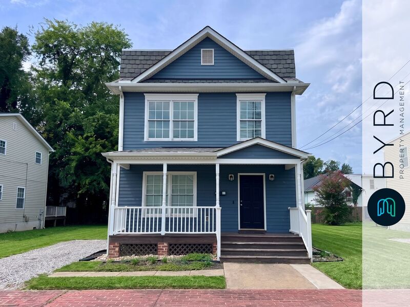 Richmond House: 115 E 14th St