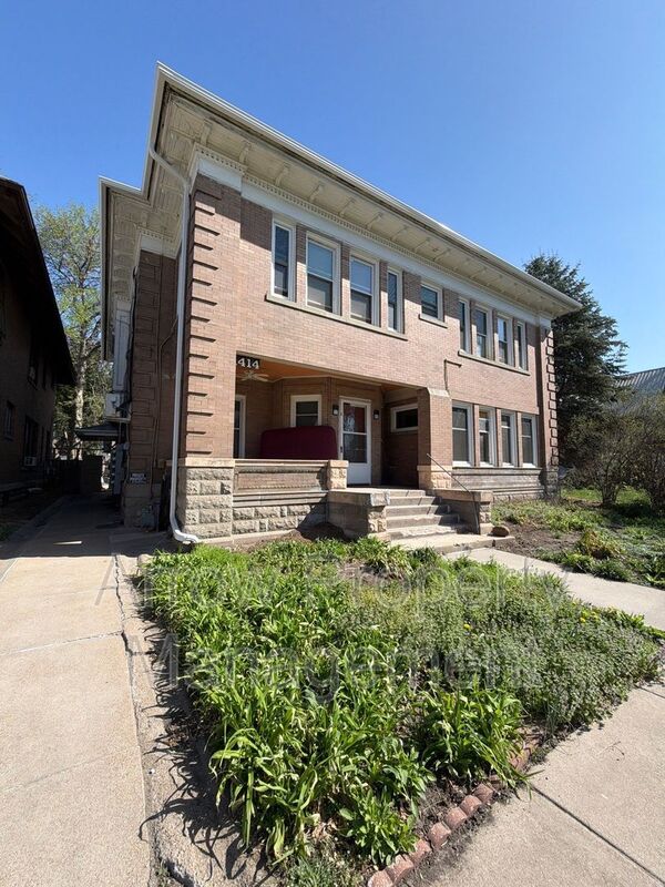 Lincoln Condo: 1414 C Street