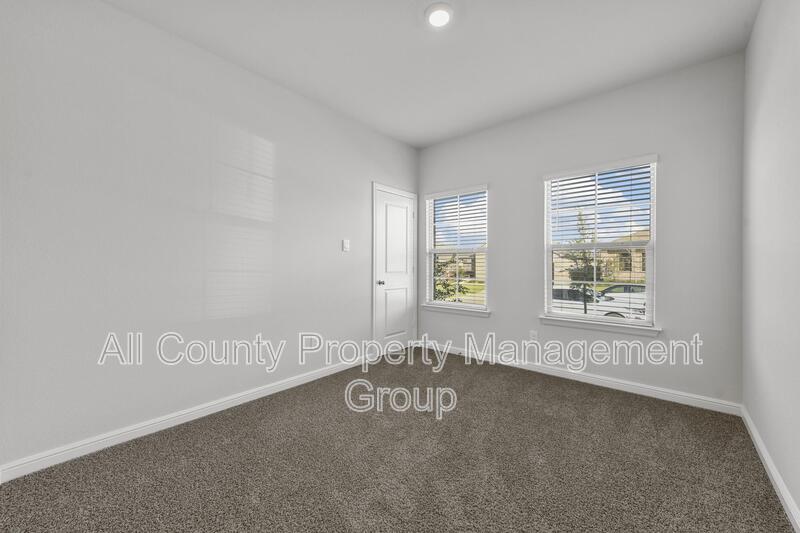 Main Rental Photo 10