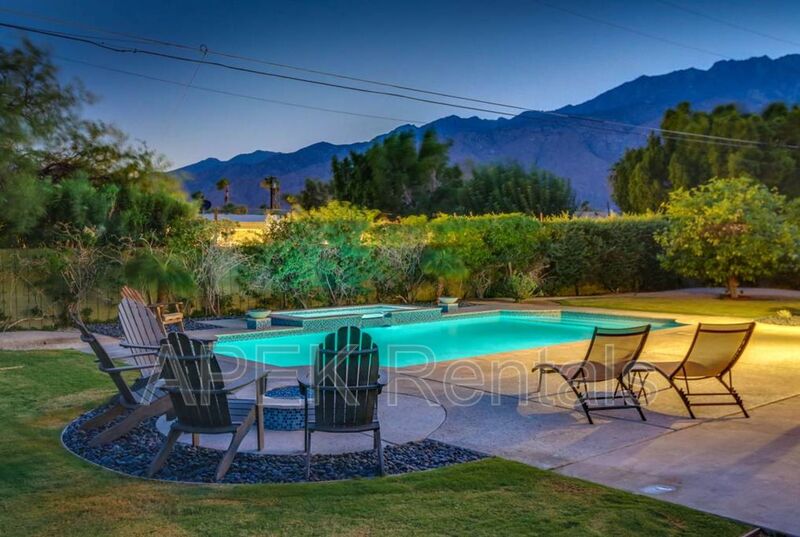 Palm Springs House: 2415 East Finley Road
