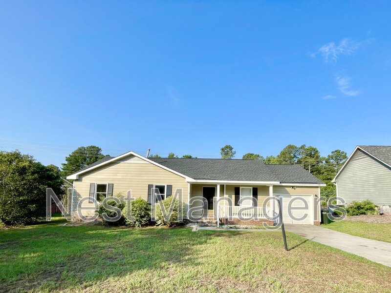 Fayetteville House: 6732 Vaughn Road
