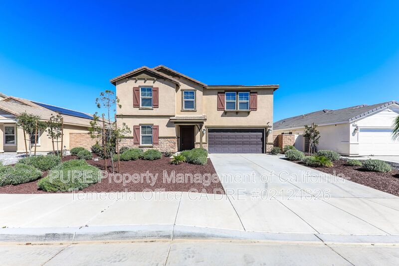 Menifee House: 26654 Dash Dr